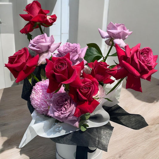 Hat box of roses